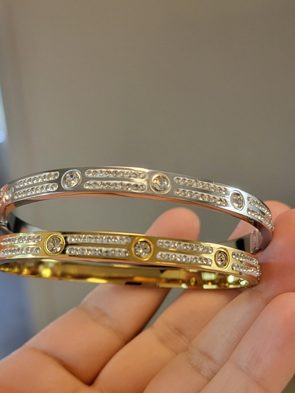 Beautiful diamond-encrusted love bracelet plated in 18k gold